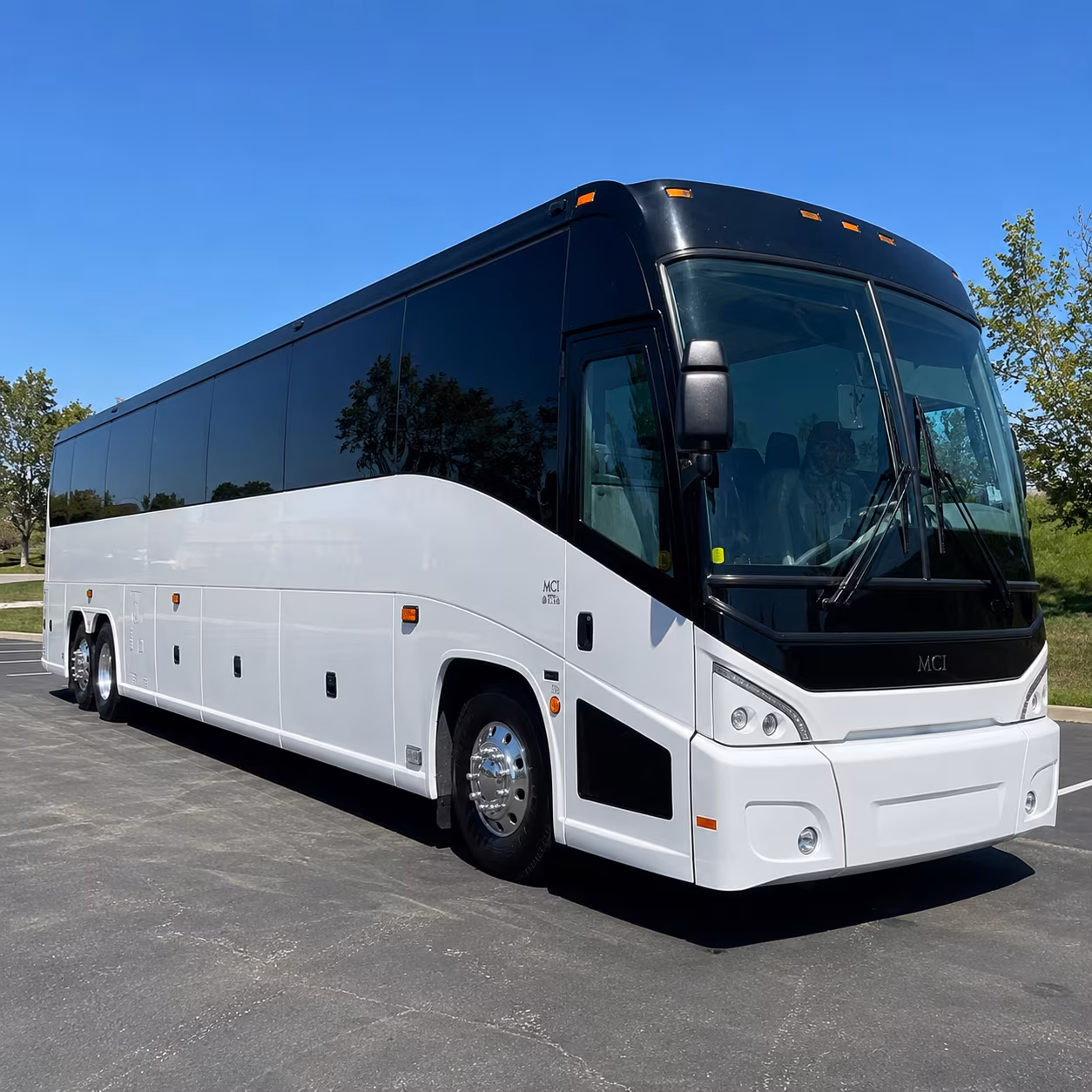 airport shuttle buses from tigard hotels and corporate campuses