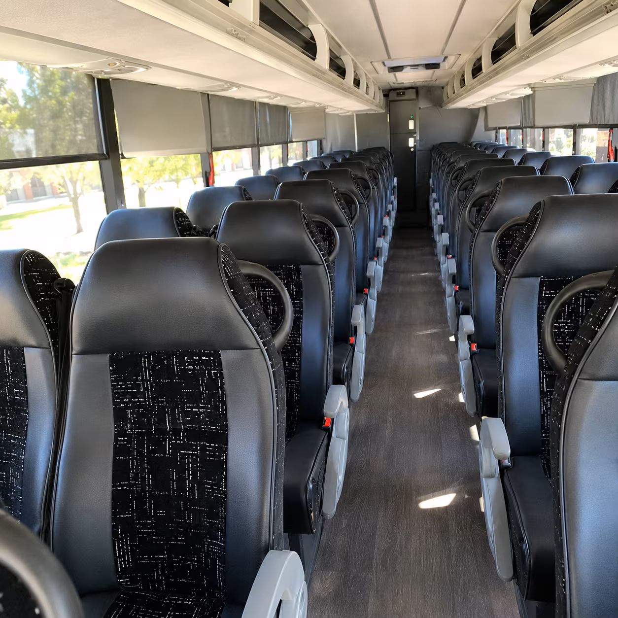 charter buses from tigard to seattle vancouver and the pacific northwest